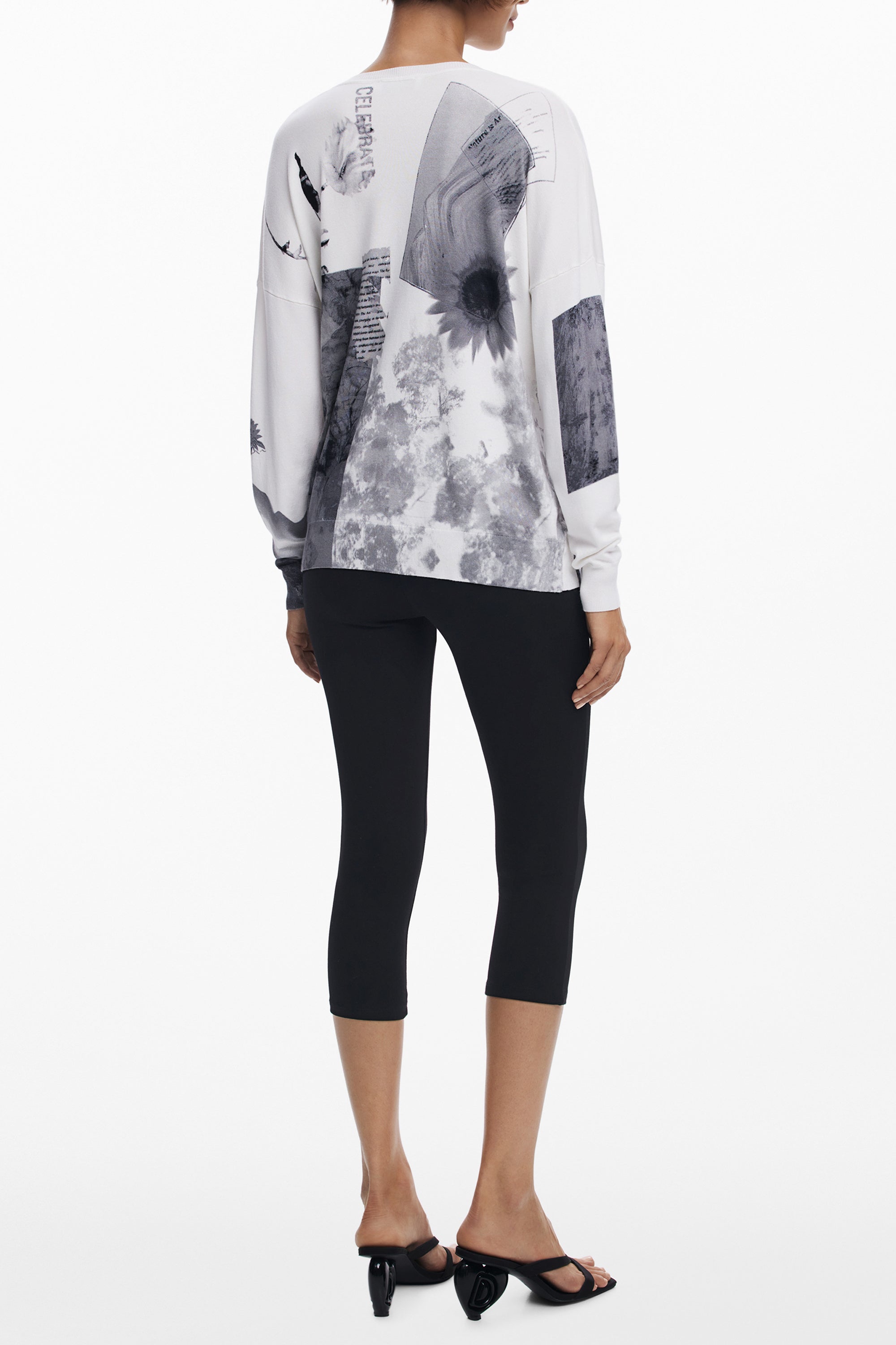 DESIGUAL WOMENS WHITE SWEATER
